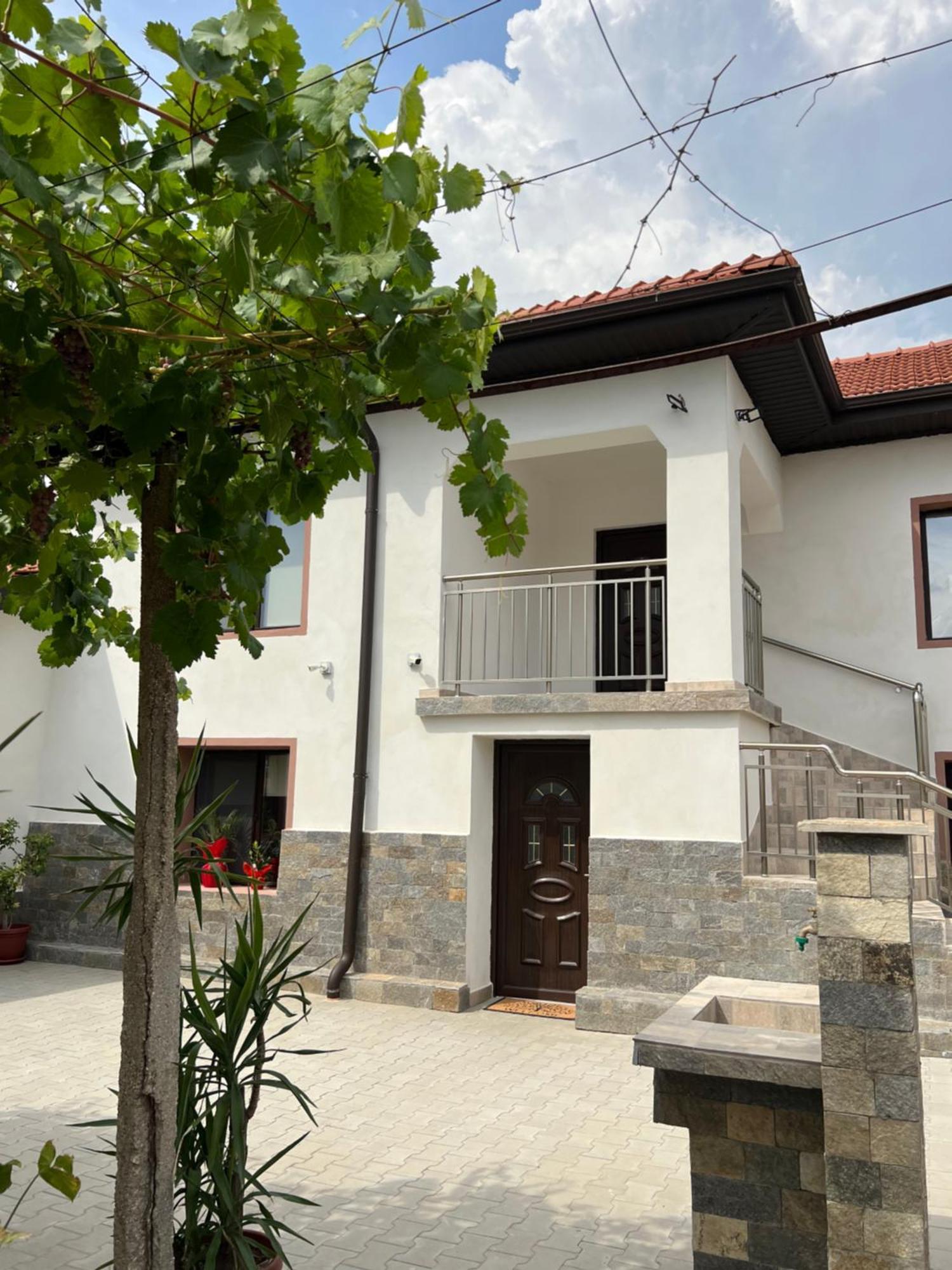 Къща За Гости Бадови Chisarja Exteriör bild